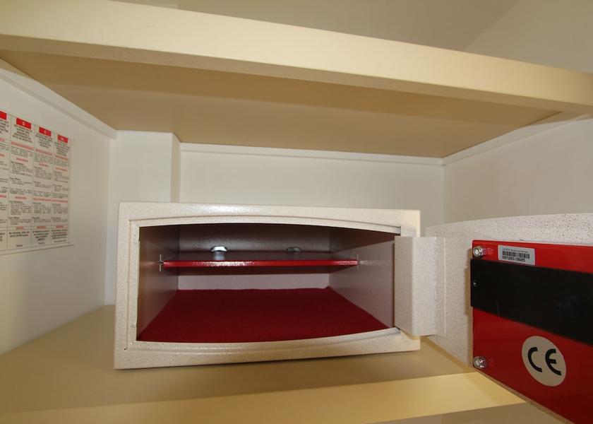 Corsica Coti-Chiavari In-Room Safe