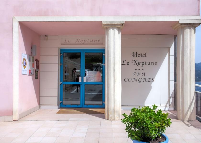 Corsica Propriano Facade