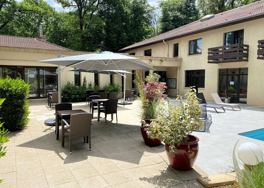 Grand Est Amneville Pool