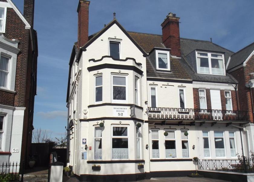 England Great Yarmouth entrance