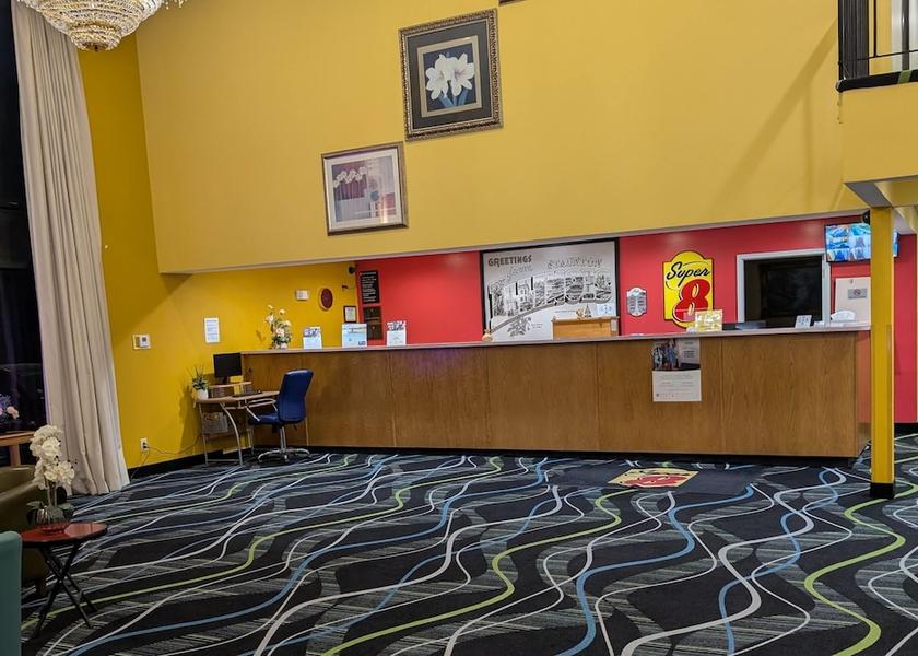 Illinois Staunton Lobby