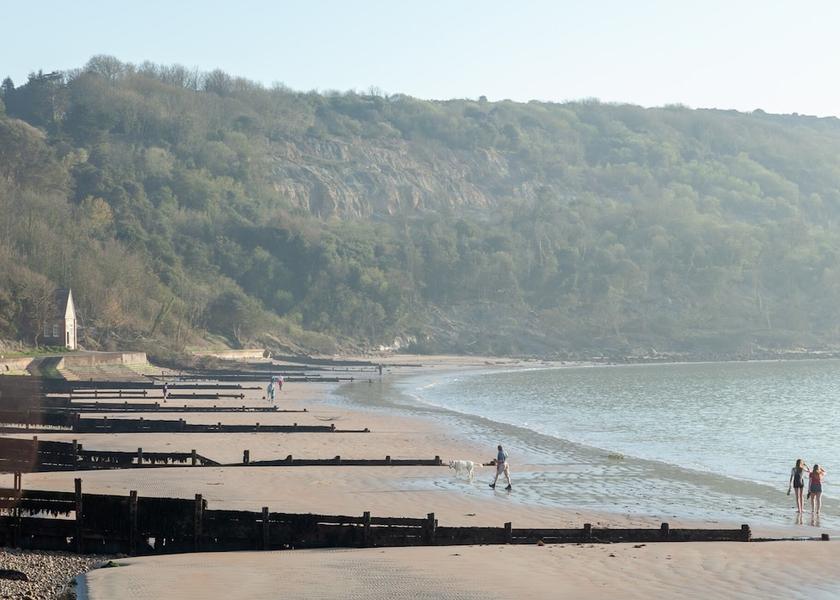 England Totland Bay Exterior Detail