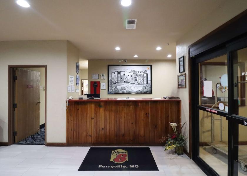 Missouri Perryville Lobby
