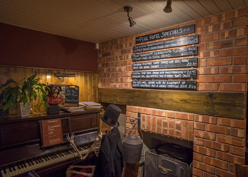 England Hope Valley Dining Area