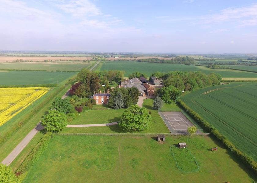 England Market Rasen Garden