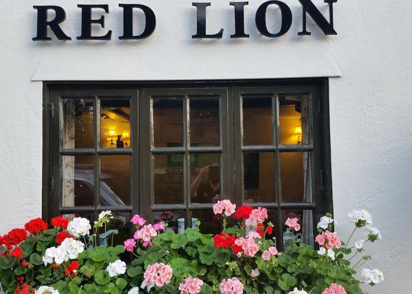 England Tarporley Exterior Detail