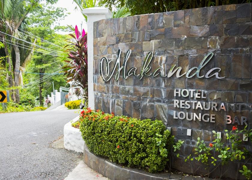 Puntarenas Manuel Antonio Entrance