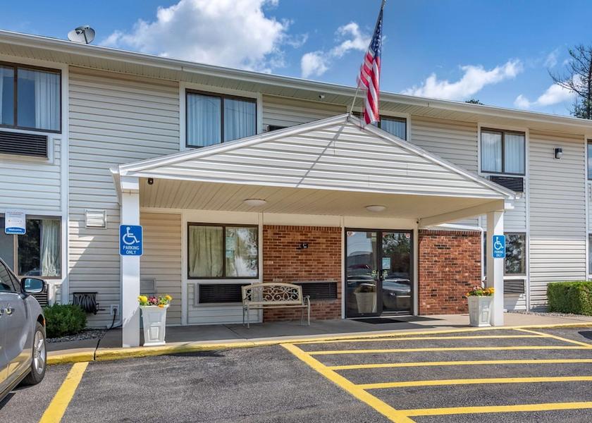 Maine Sanford Exterior Detail