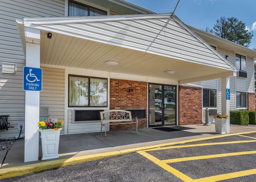 Maine Sanford Exterior Detail