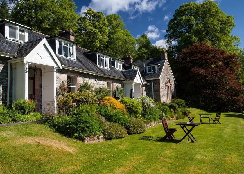 Scotland Beauly Exterior Detail