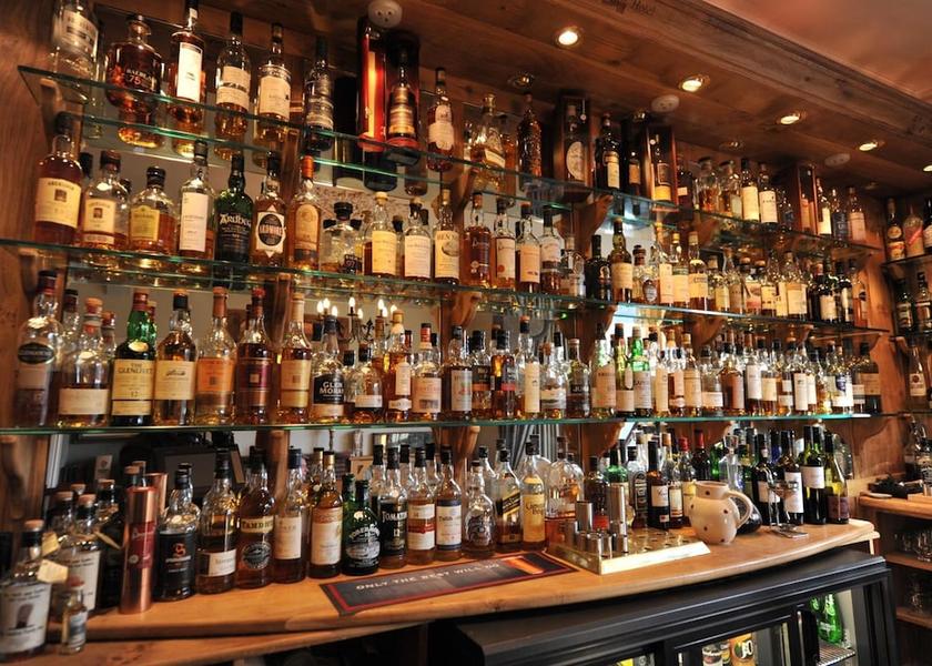 Scotland Callander Bar