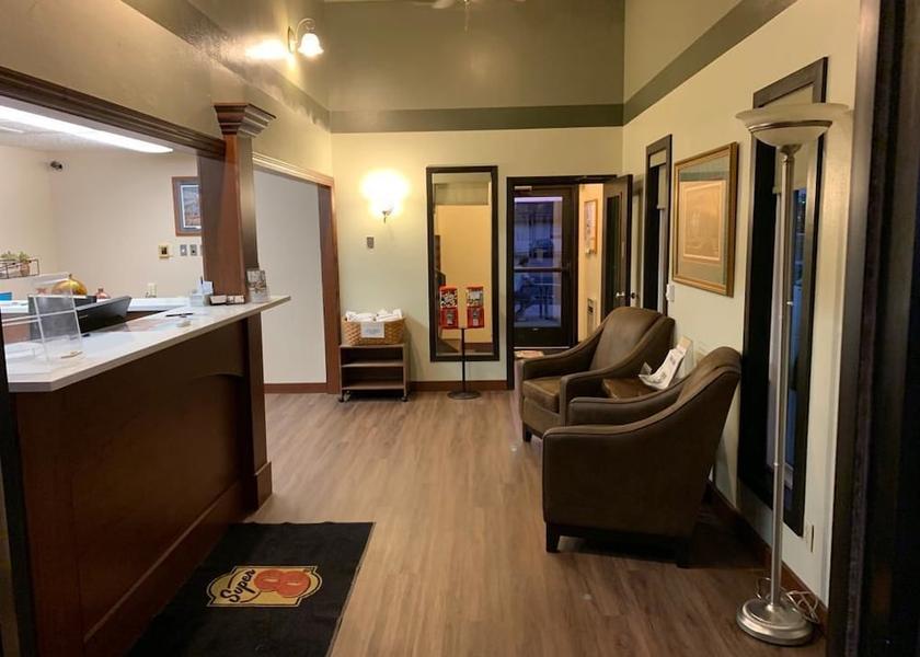 South Dakota Huron Reception