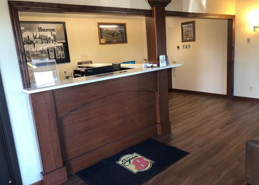 South Dakota Huron Reception