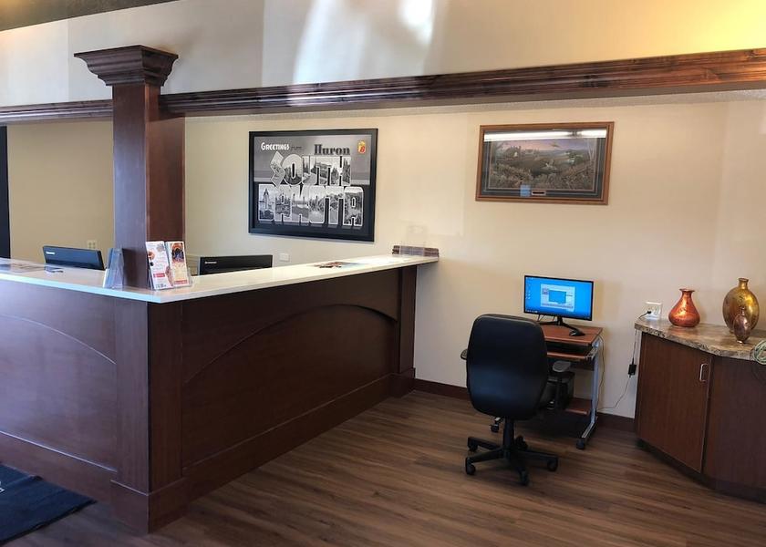 South Dakota Huron Reception