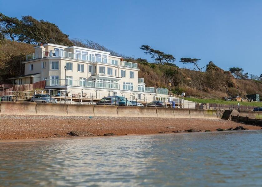 England Totland Bay Exterior Detail