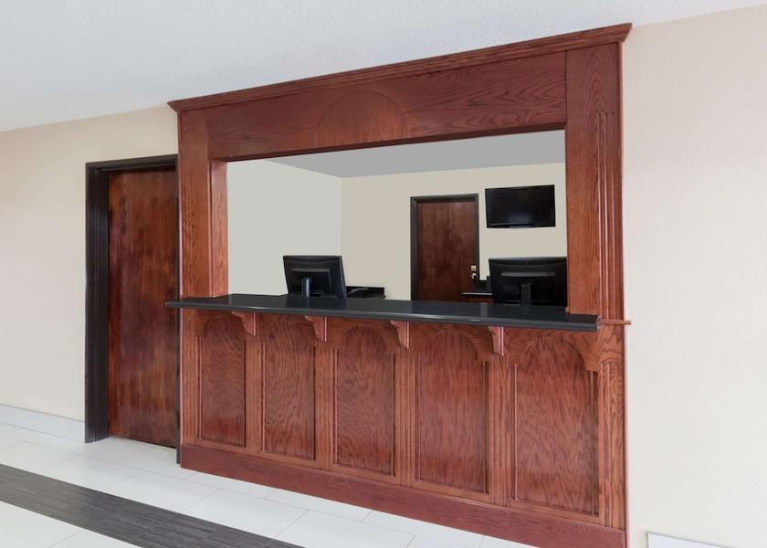 Kentucky Bowling Green Lobby