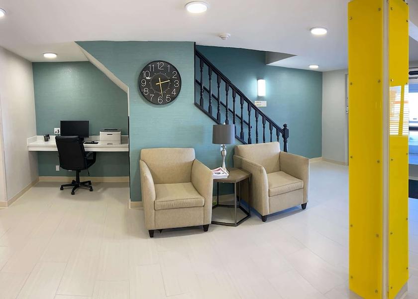 Nebraska York Lobby