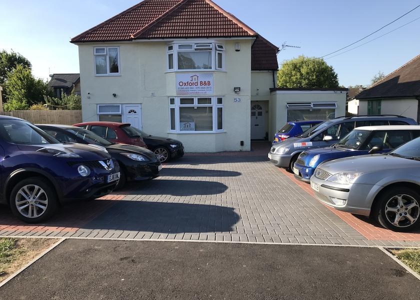 England Kidlington Facade