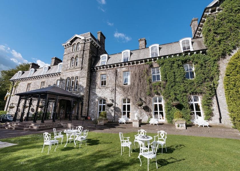 England Grange-over-Sands Exterior Detail