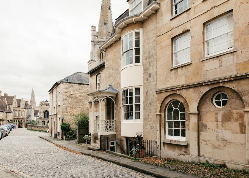 England Stamford Exterior Detail