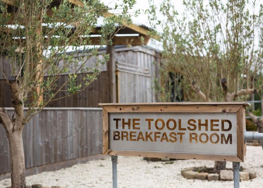 England Knutsford Restaurant