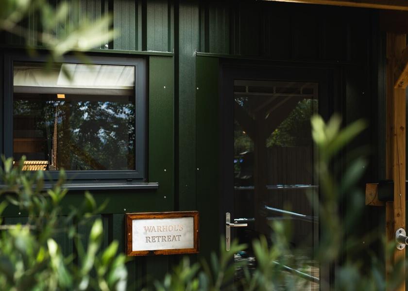 England Knutsford Facade