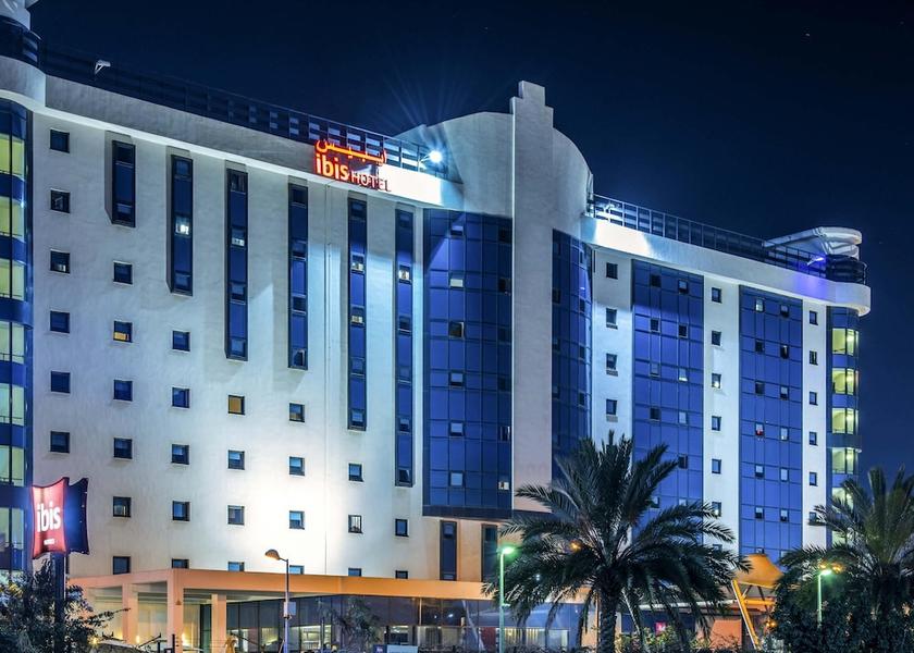  Algiers Exterior Detail