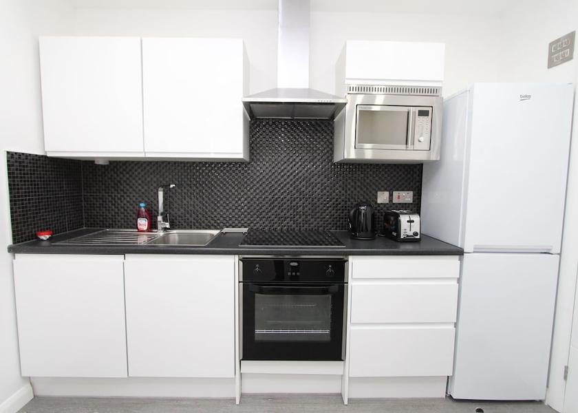 England Edgware Kitchenette