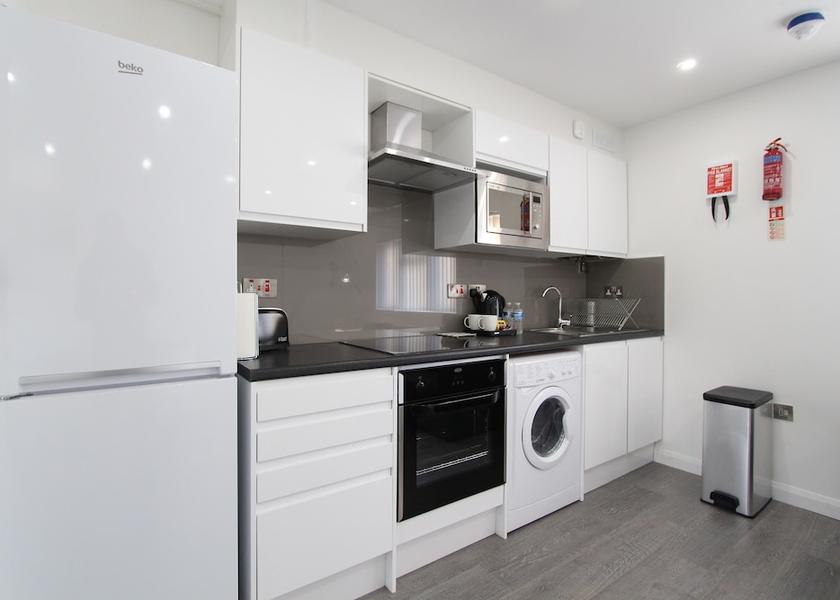 England Edgware Kitchen