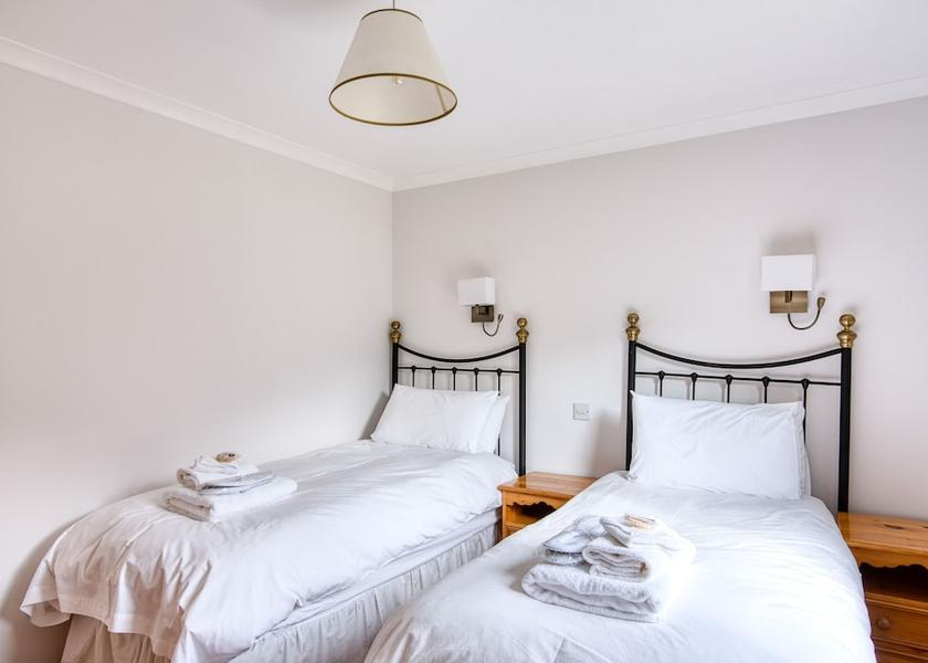 Scotland Crianlarich Room