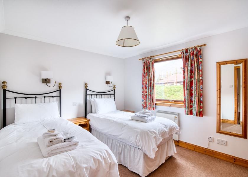 Scotland Crianlarich Room