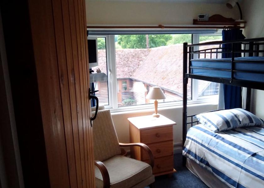 England Petersfield Room