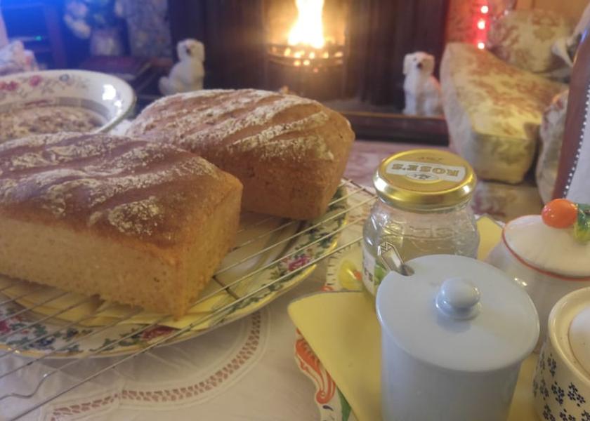 England Gainsborough Breakfast Area