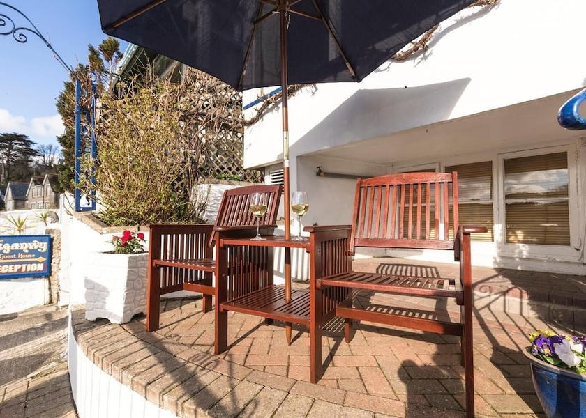 England Looe Exterior Detail