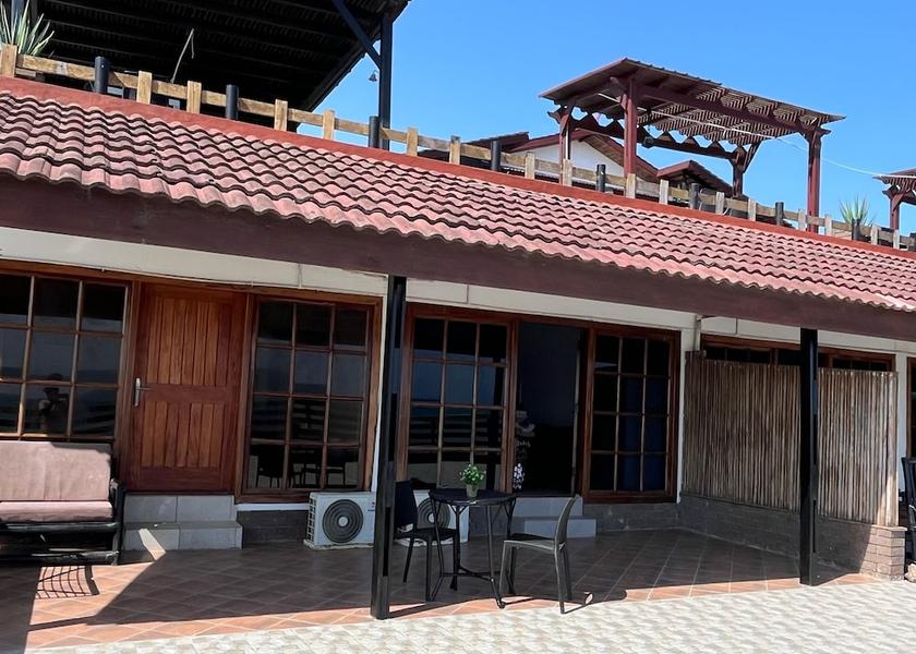  Sekondi-Takoradi Exterior Detail