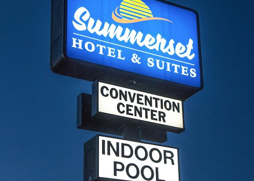 South Dakota summerset Facade
