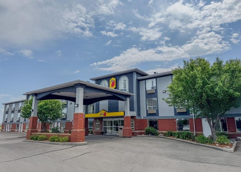 Alberta High River Facade