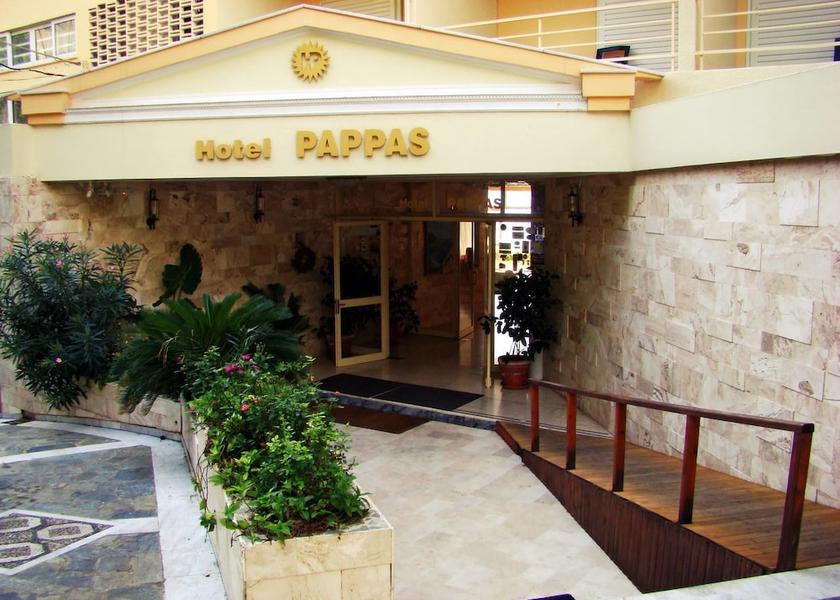 Peloponnese Region Loutraki-Agioi Theodoroi Property entrance