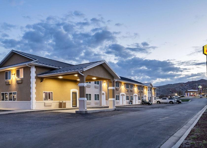 Utah Richfield Exterior Detail