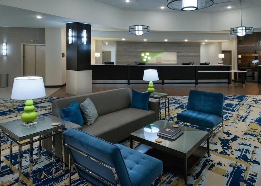 Missouri St. Louis Lobby
