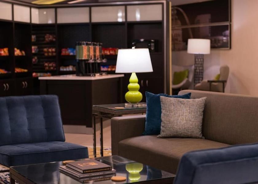 Missouri St. Louis Lobby