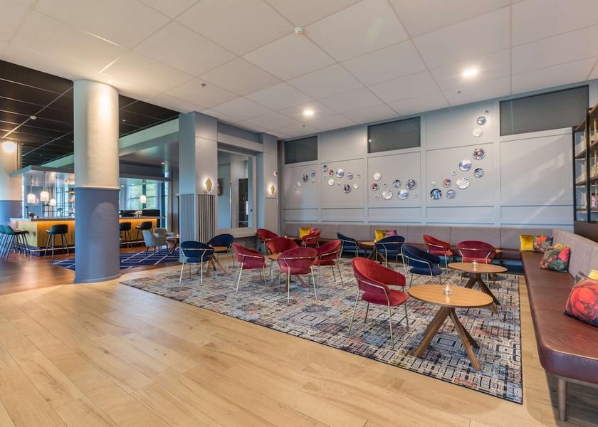 North Holland Schiphol-Rijk Lobby