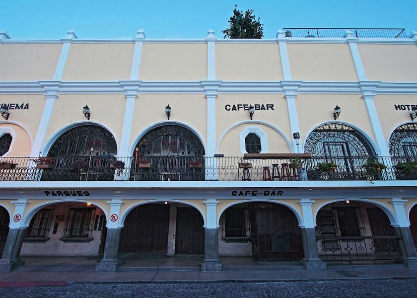 Sacatepéquez Antigua Guatemala Front of property