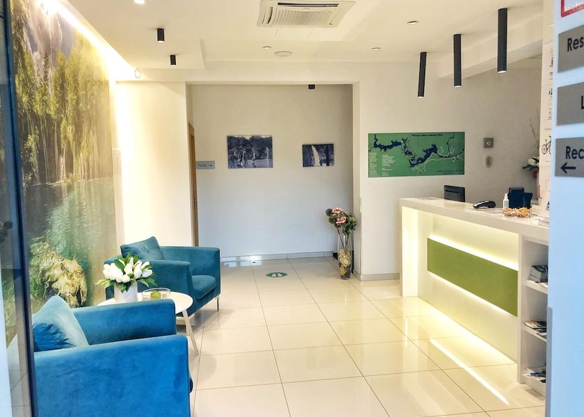 Karlovac Rakovica Lobby sitting area
