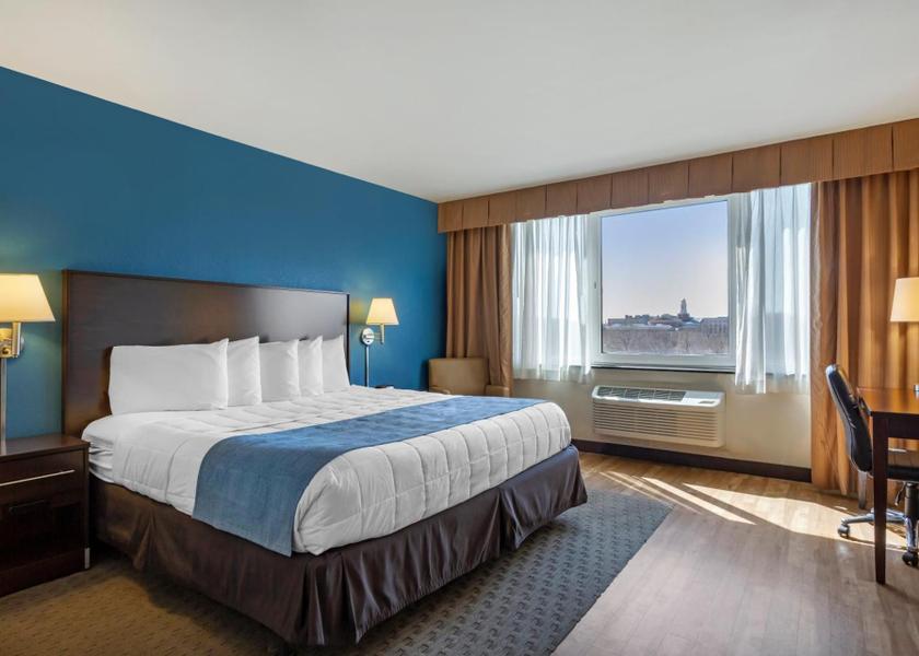 Connecticut Hartford Premium Queen Room with View - Non-Smoking