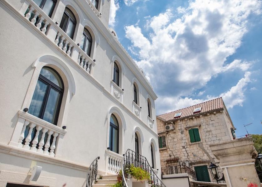 Split-Dalmatia Makarska Front of property