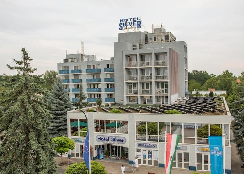  Hajduszoboszlo Entrance