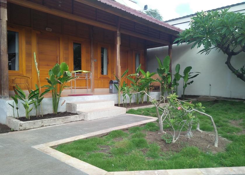West Nusa Tenggara Gili Meno Property entrance