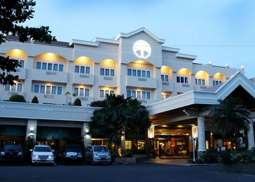  Samarinda  Entrance