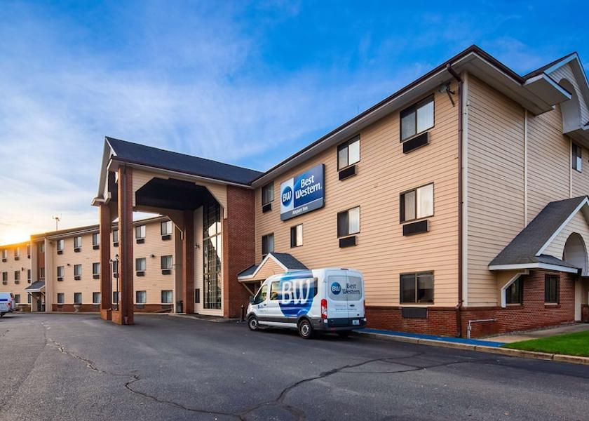 Rhode Island Warwick Primary image